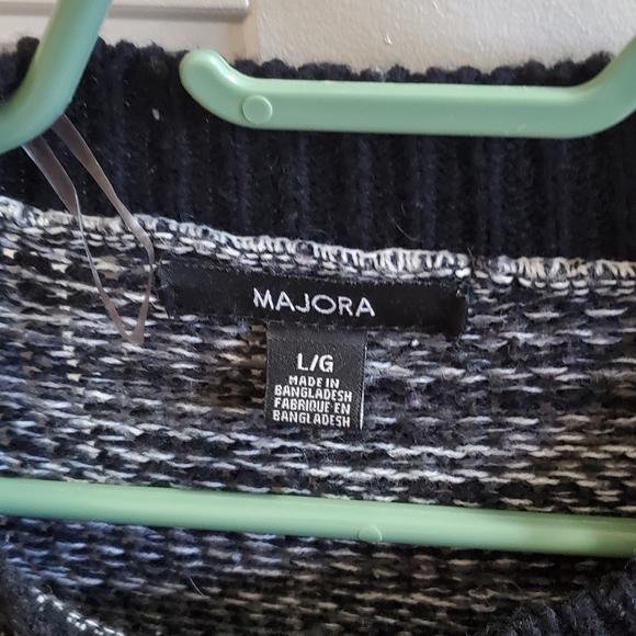 Fall Clothing - Picture 2 of 13